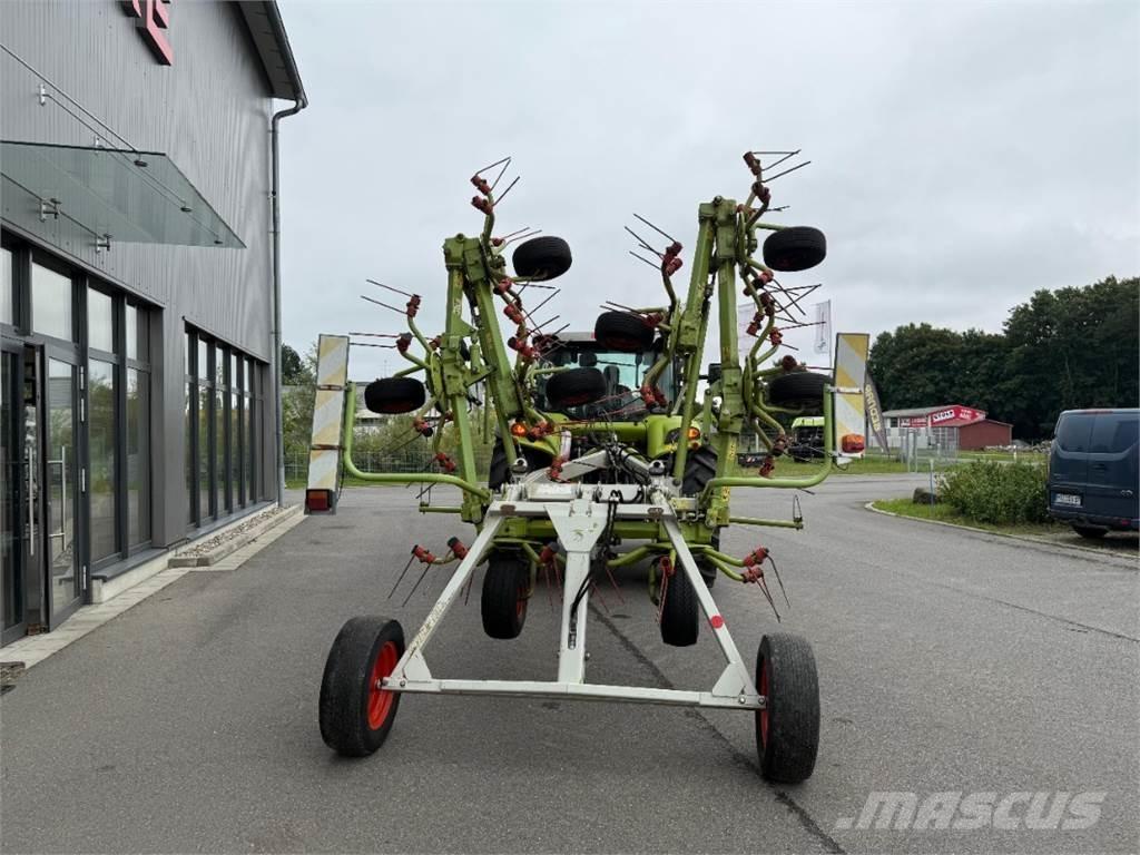 CLAAS Volto 870 T Zgrabiarki i przetrząsacze