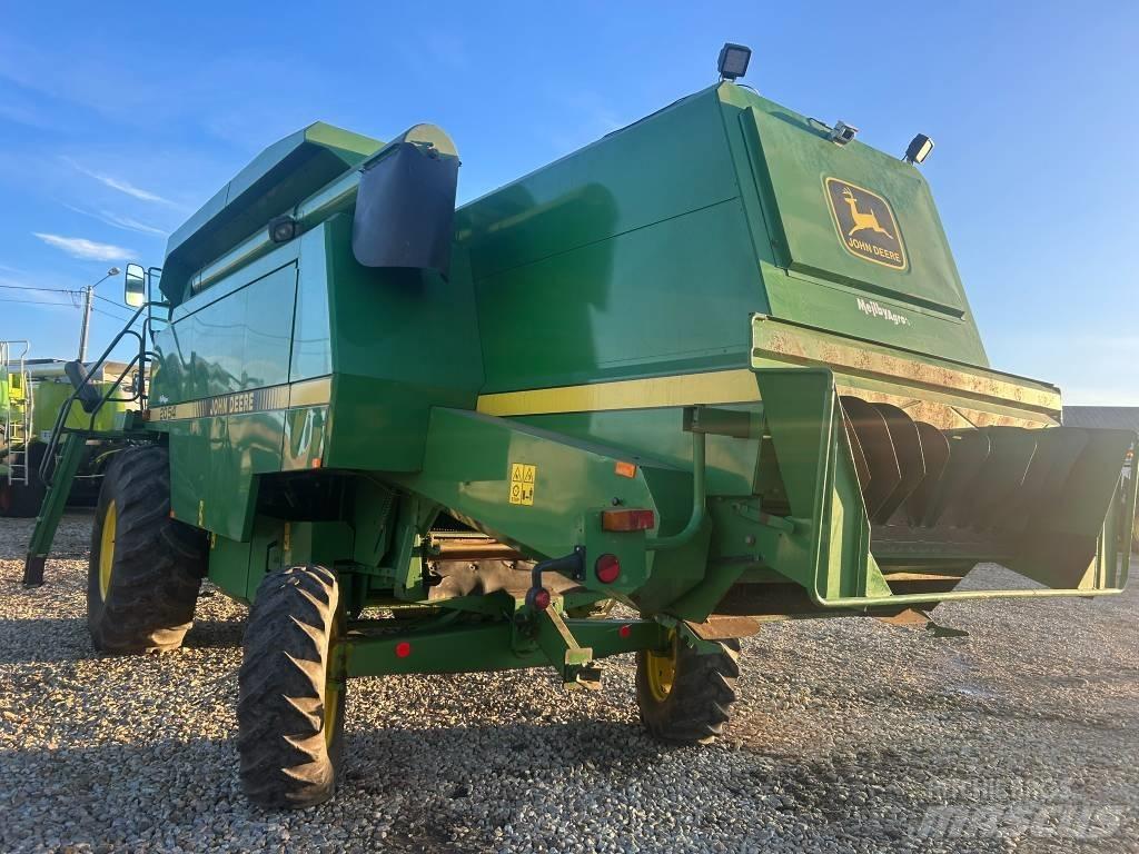 John Deere 2054 Kombajny zbożowe