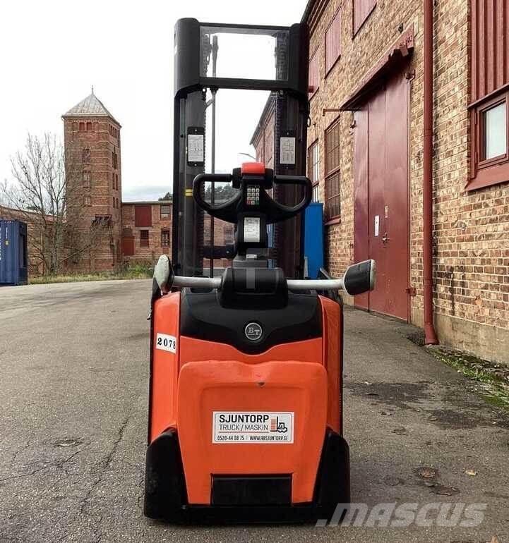 BT SPE 120 L Samojezdne maszyny do załadunku