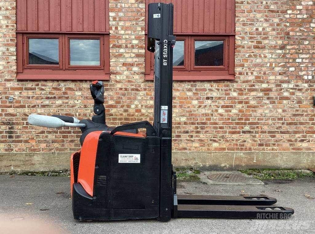 BT SPE 120 L Wózki widłowe unoszące z dyszlem