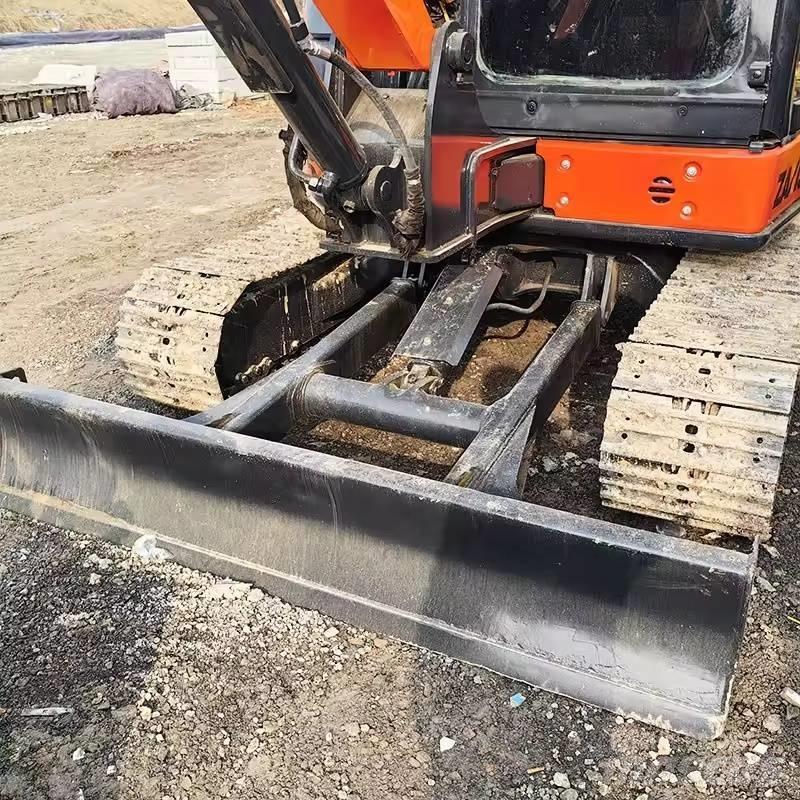 Hitachi ZX 55 Minikoparki