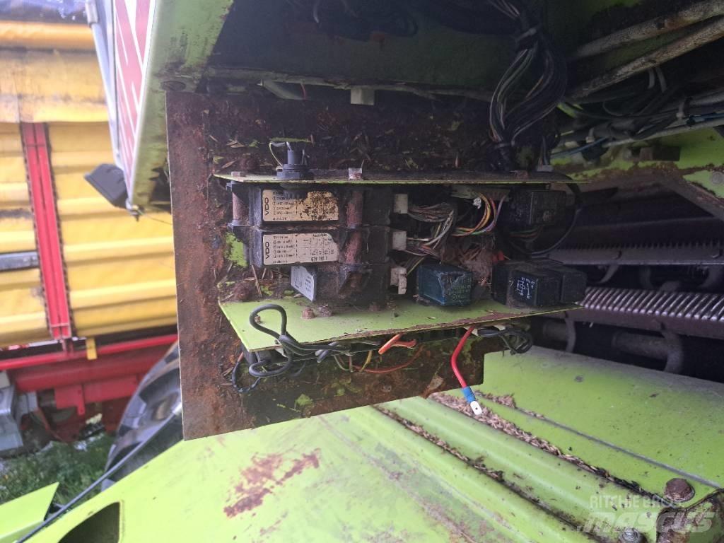CLAAS Dominator 68 Kombajny zbożowe