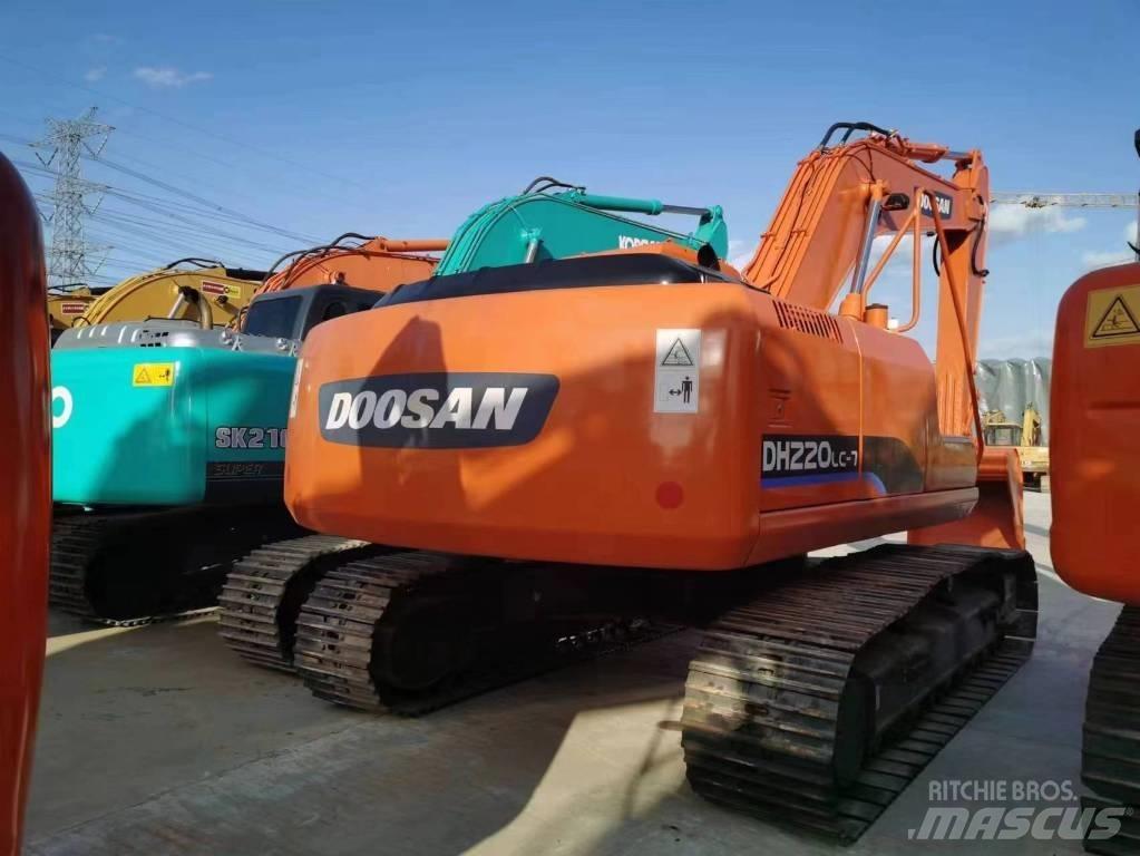 Doosan DH 220 Koparki gąsienicowe