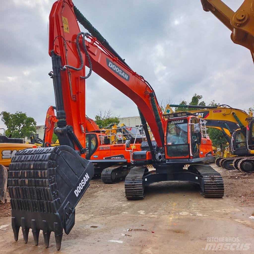 Doosan DX 300 LC Koparki gąsienicowe