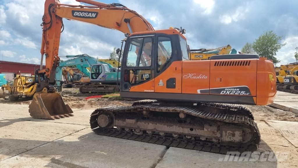 Doosan DX 225 LC Koparki gąsienicowe