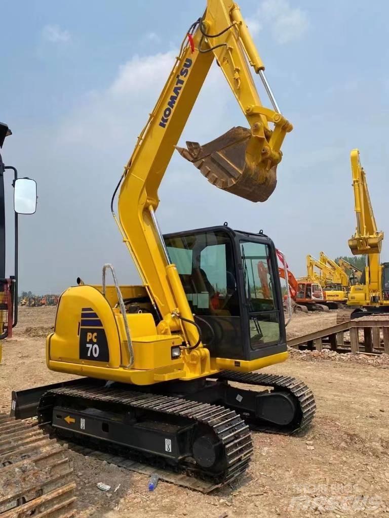 Komatsu PC 70 Koparki gąsienicowe