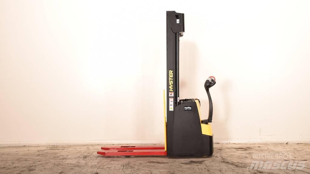 Hyster S 1.2 Wózki widłowe unoszące z dyszlem