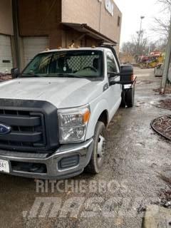 Ford F 350 Ciężarówki typu Platforma / Skrzynia