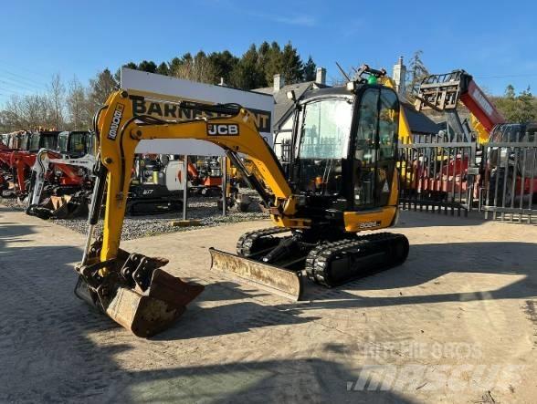 JCB 8026 CTS Minikoparki