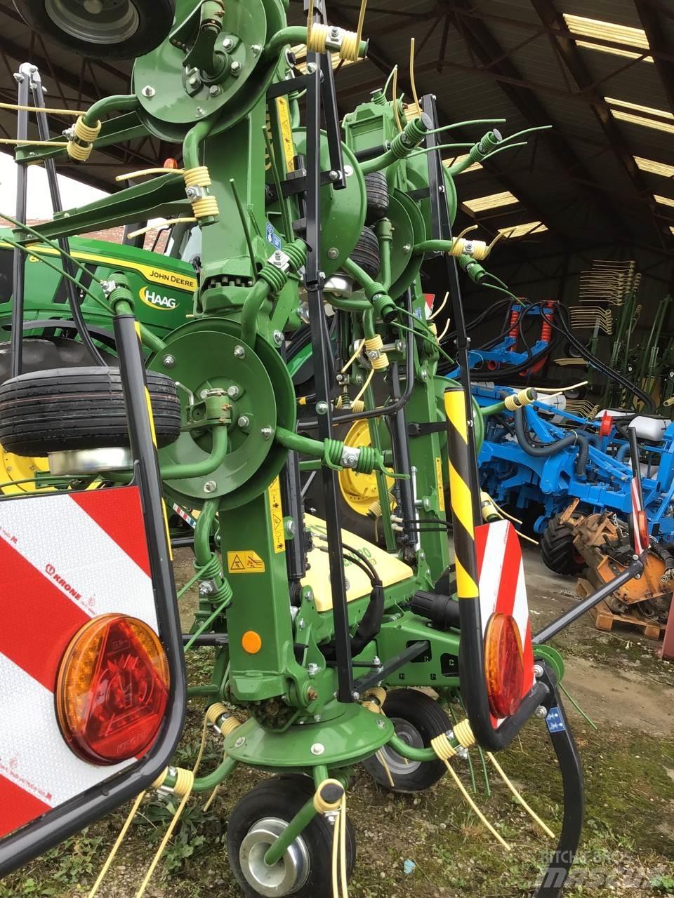 Krone Vendro 820 Zgrabiarki i przetrząsacze