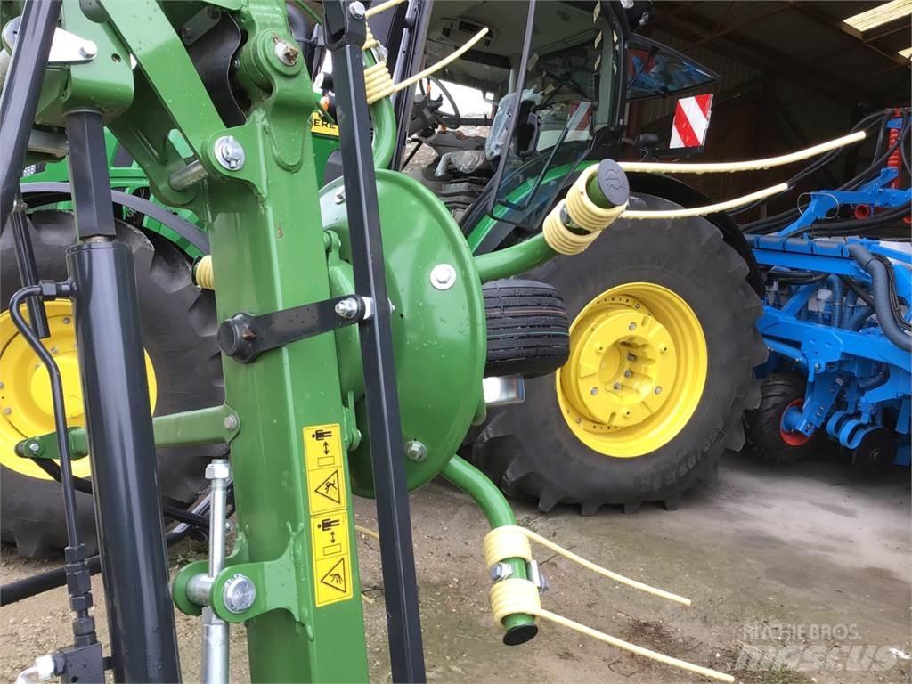 Krone Vendro 820 Zgrabiarki i przetrząsacze