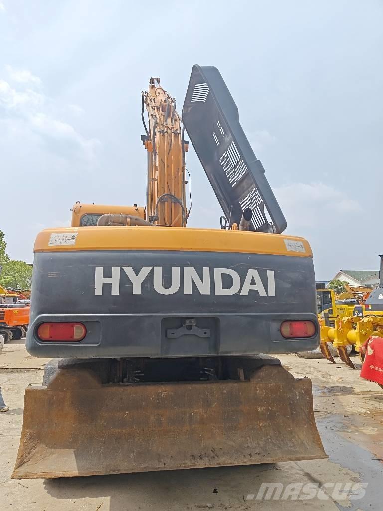 Hyundai R210W-9 Koparki kołowe