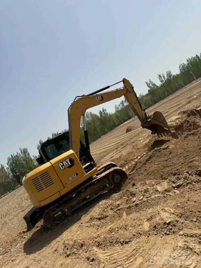 CAT 307 E2 Koparki gąsienicowe