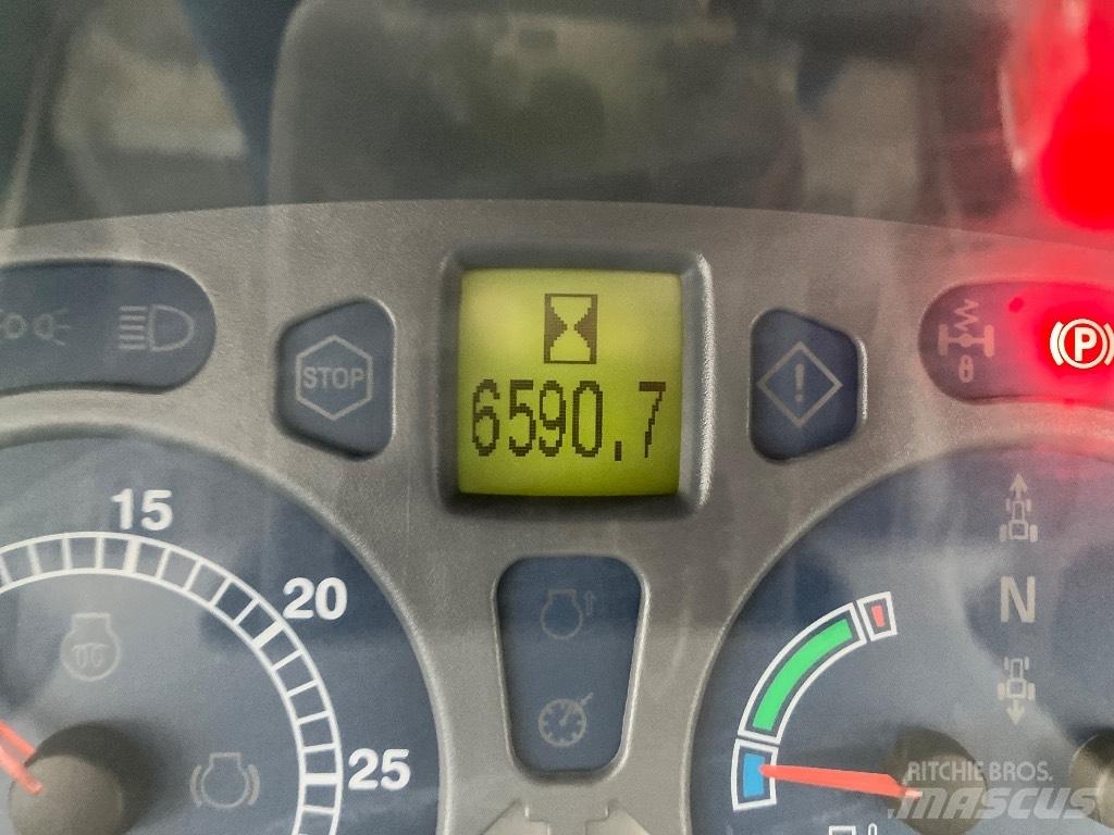New Holland T 7030 Ciągniki rolnicze