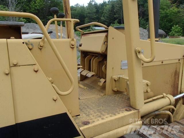 CAT D 3 C Spycharki gąsienicowe