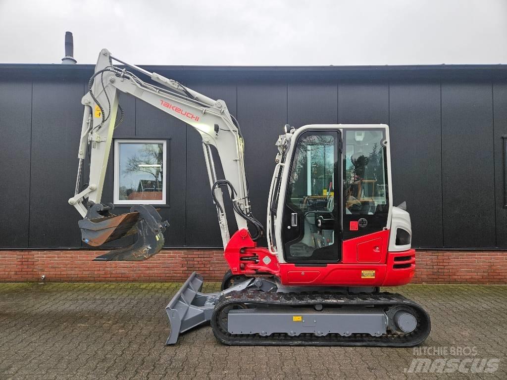 Takeuchi TB250-2 Koparki przeładunkowe