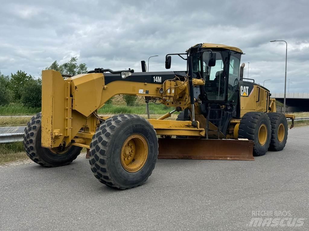 CAT 14M Równiarki