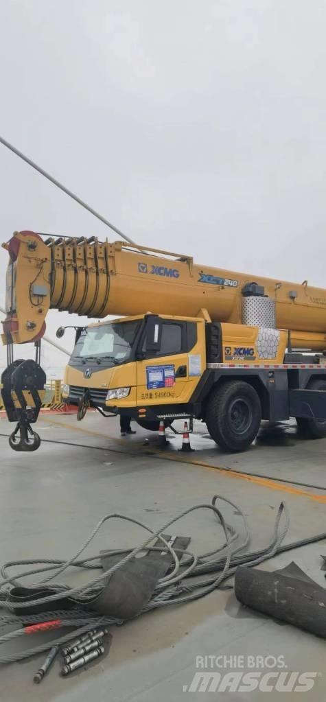 XCMG XCT240 Żurawie szosowo-terenowe