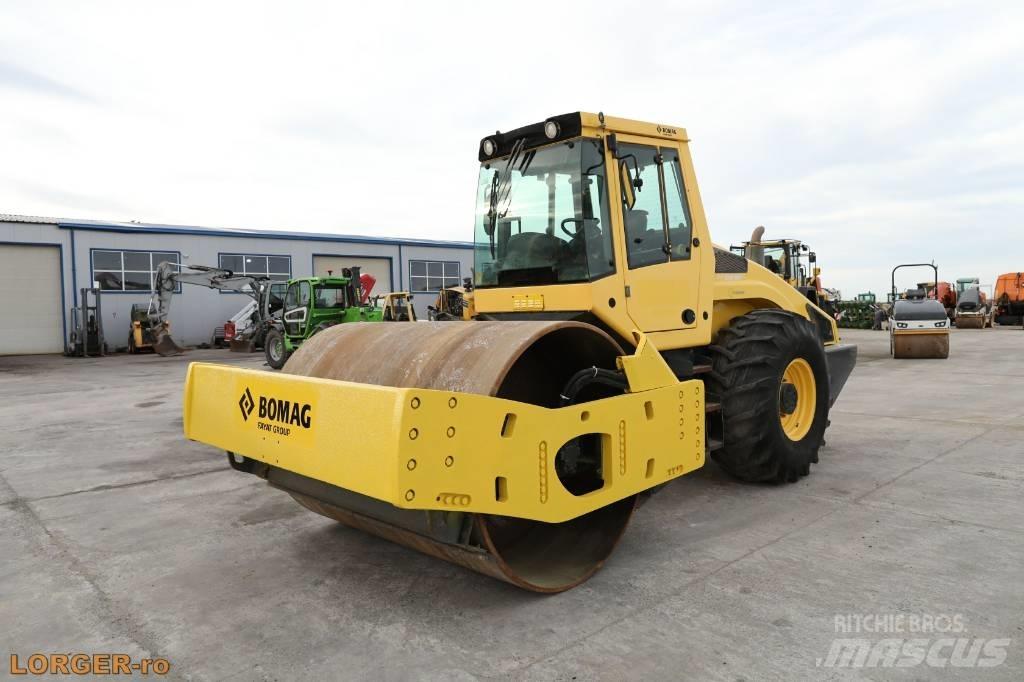 Bomag BW 216 D H-4 Walce jednobębnowe
