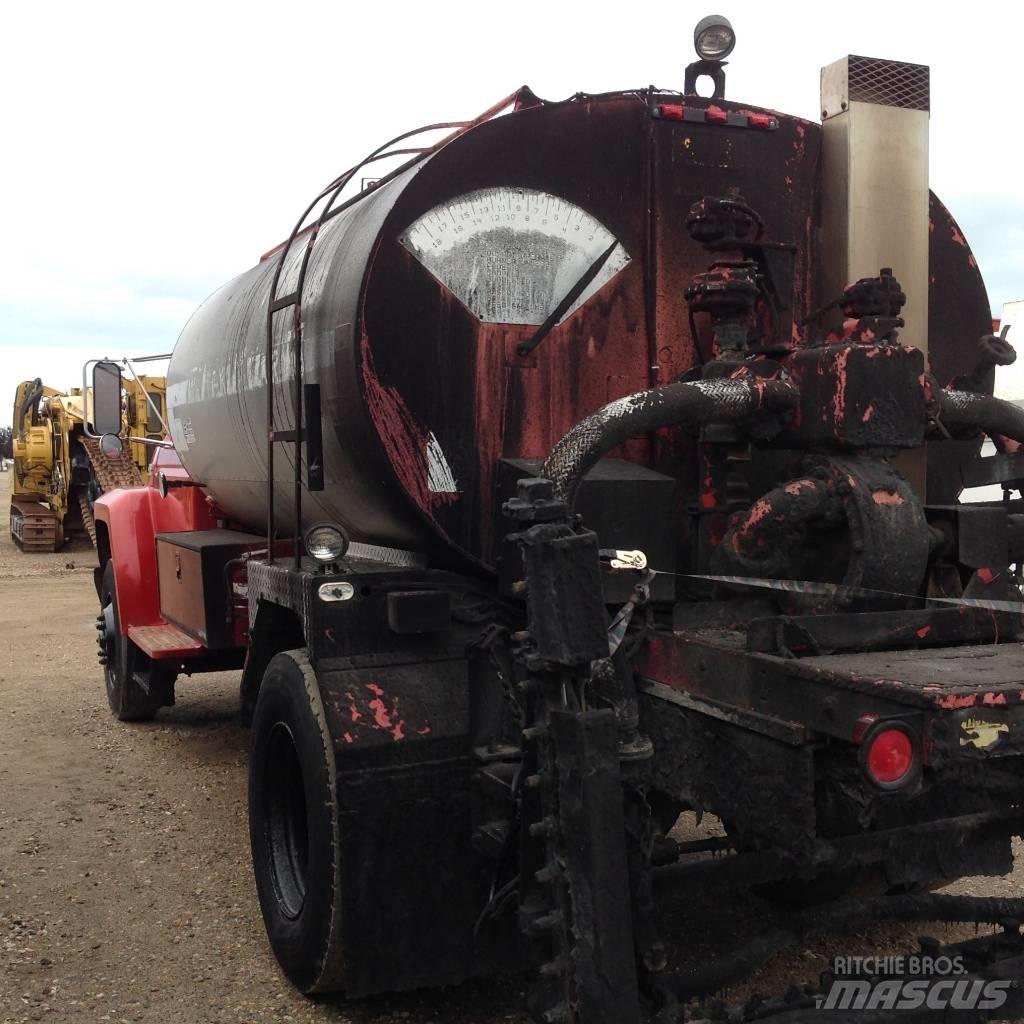 Ford F 700 Gruszki do betonu
