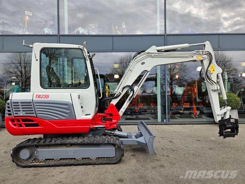 Takeuchi TB 235 Minikoparki
