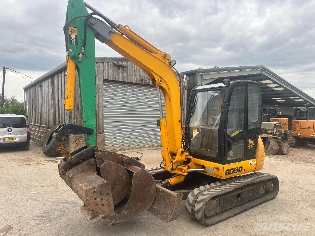 JCB 8060 Minikoparki