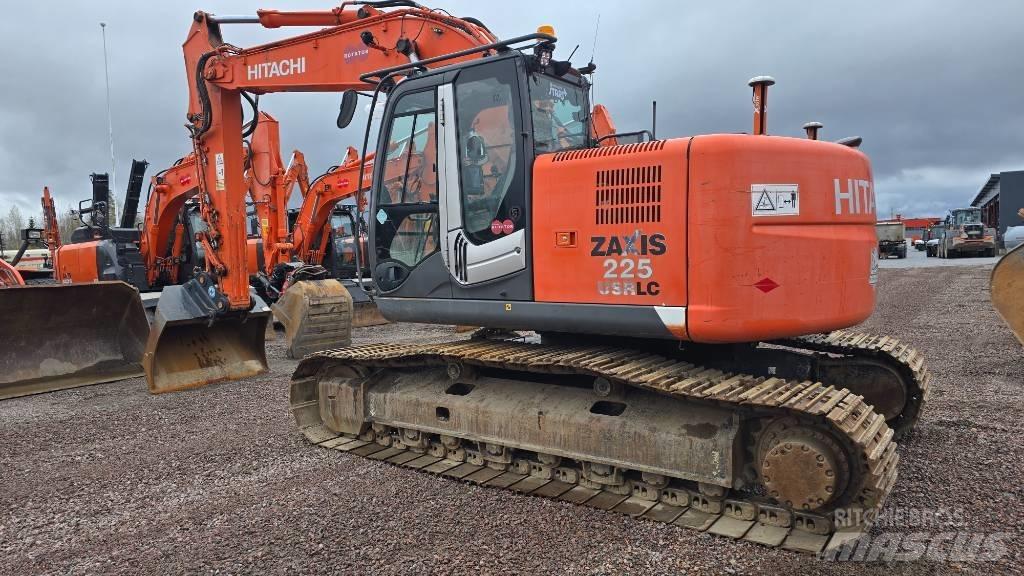 Hitachi ZX225USRLC-3 Koparki gąsienicowe