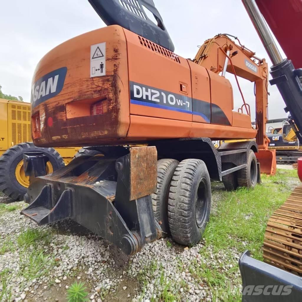 Doosan DH 210 W-7 Koparki kołowe