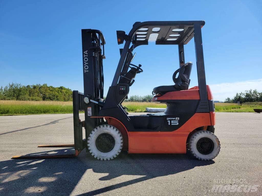 Toyota 8FB15 Wózki elektryczne