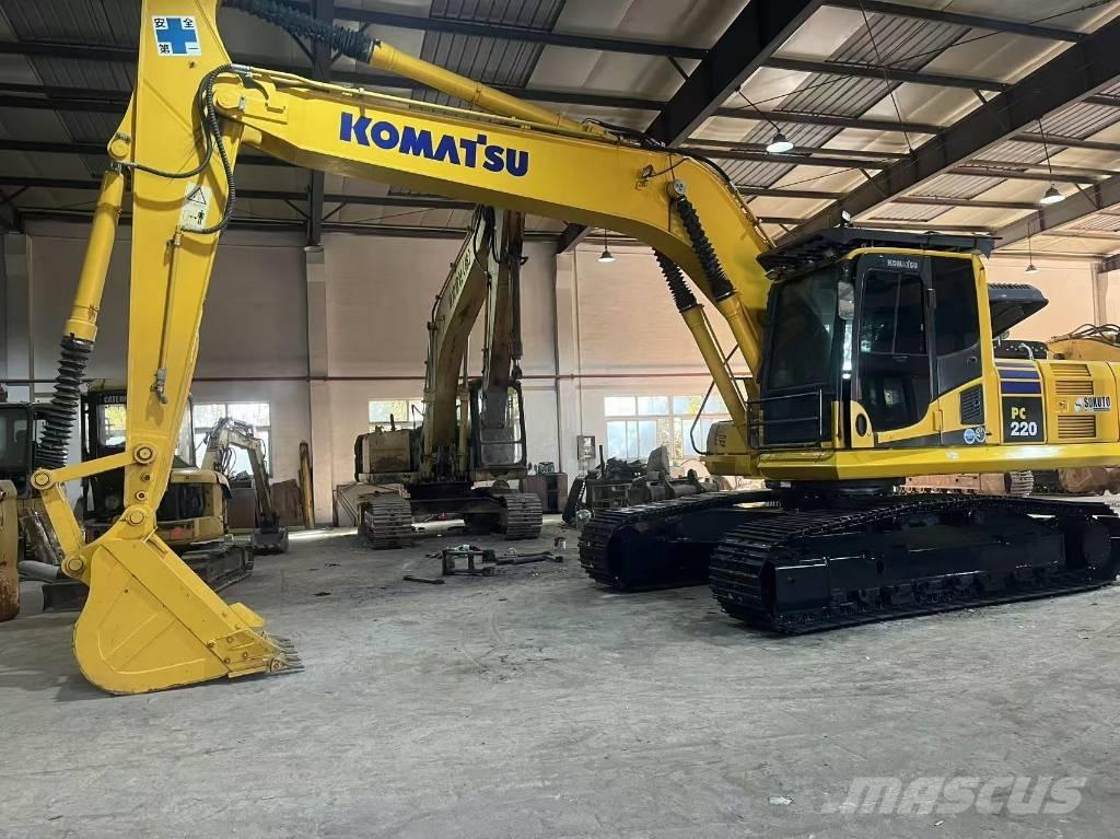 Komatsu PC 220-8N1 Koparki gąsienicowe