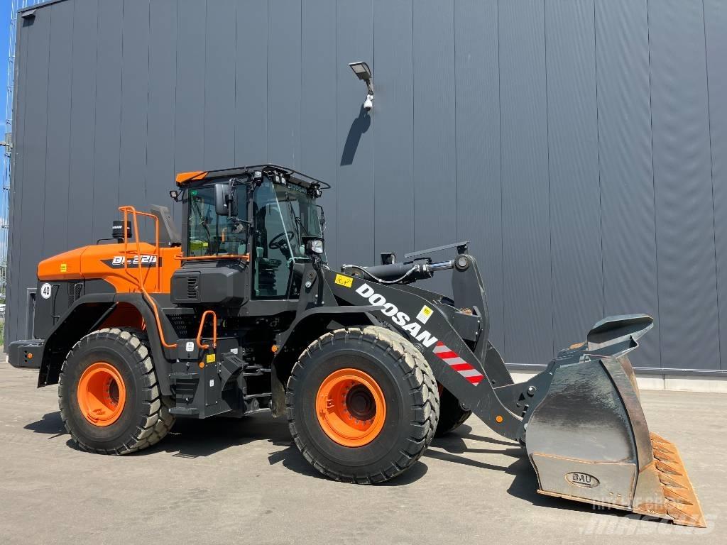 Doosan DL 320-7 Ładowarki kołowe