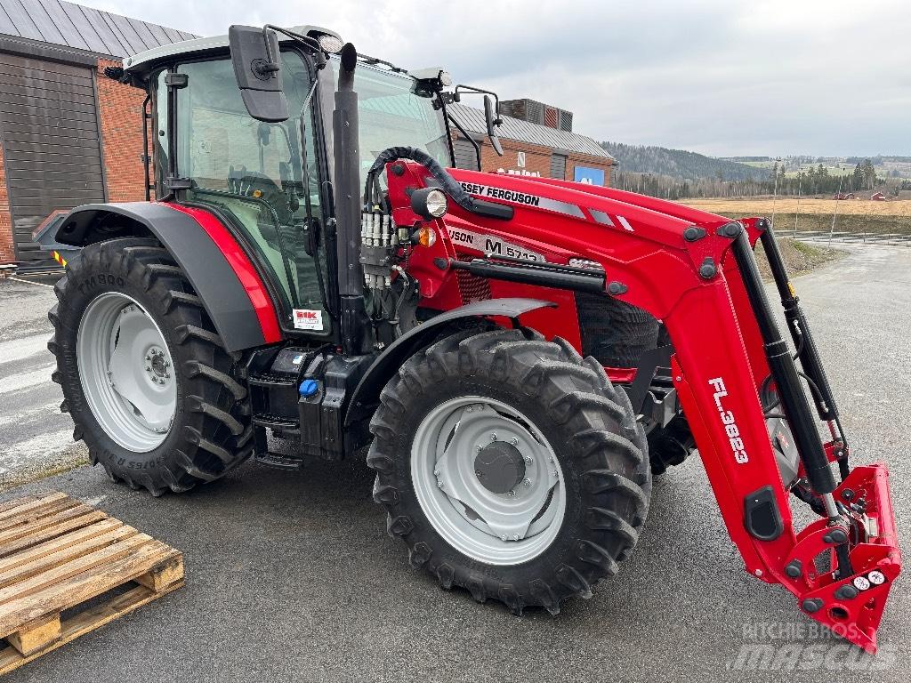 Massey Ferguson 5713 Ciągniki rolnicze