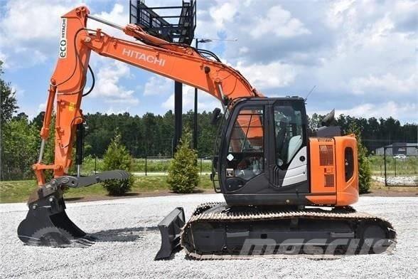 Hitachi ZX 135 Koparki gąsienicowe