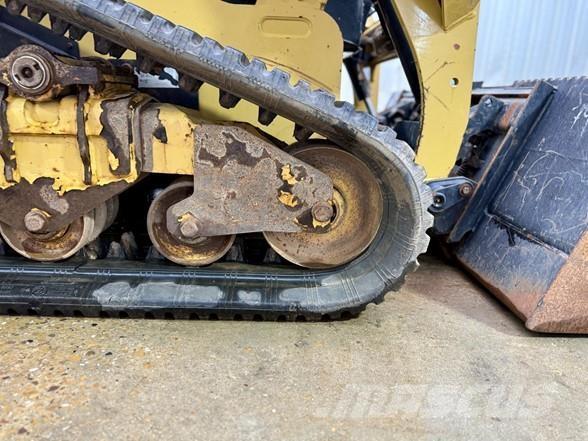 CAT 249D Ładowarki burtowe