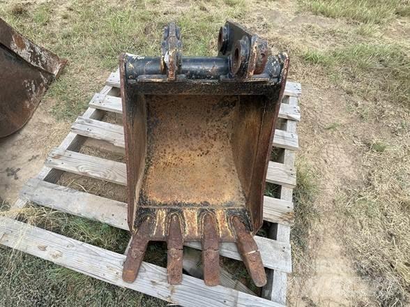 Kubota BT3003 Łyżki do ładowarek