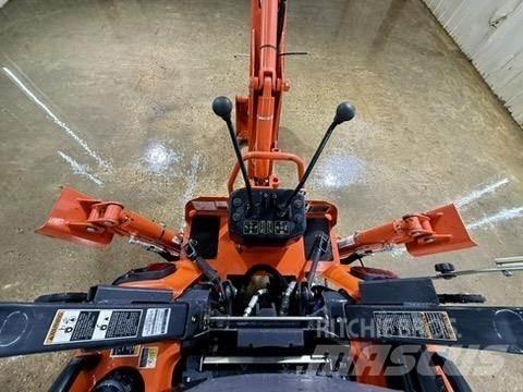 Kubota BX23S Koparko-ładowarki