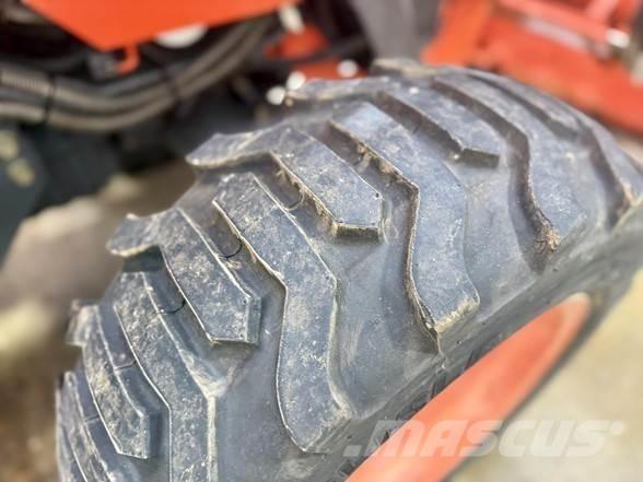 Kubota L39 Koparko-ładowarki