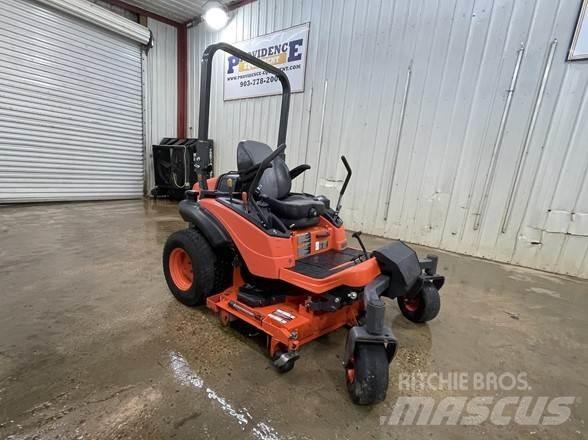 Kubota ZD1211 Kosiarki o zerowym promieniu skrętu