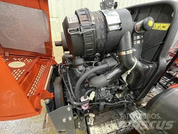 Kubota ZD1211 Kosiarki o zerowym promieniu skrętu