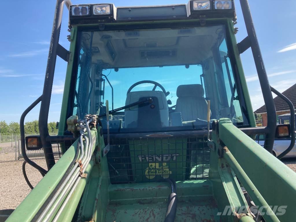 Fendt Xylon 524 Ładowacze i koparki czołowe