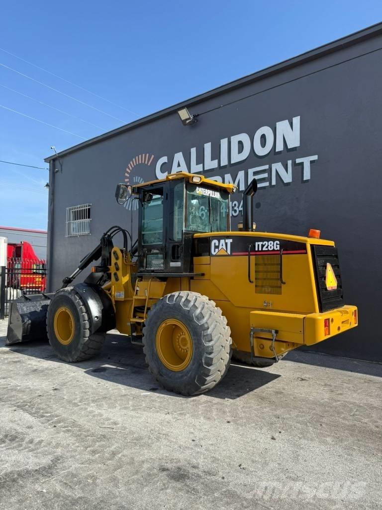 CAT IT 28 G Ładowarki kołowe