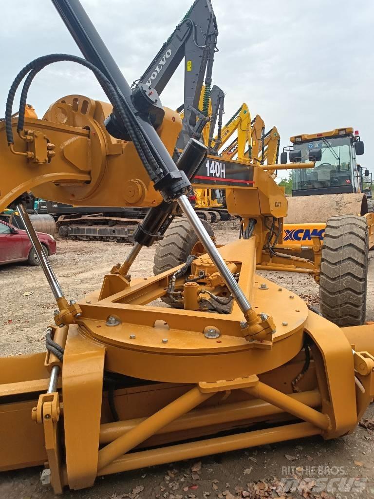 CAT 140 H Równiarki