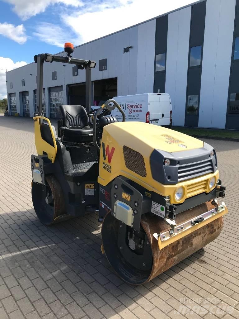 Wacker Neuson RD27 Walce dwubębnowe