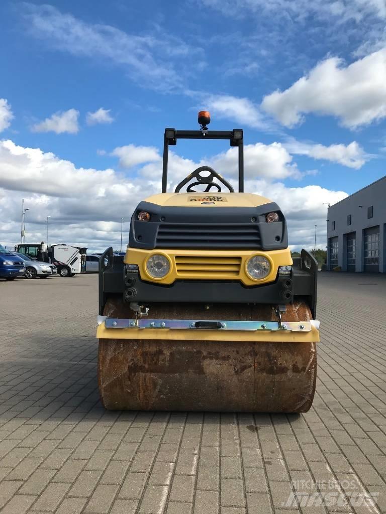 Wacker Neuson RD27 Walce dwubębnowe