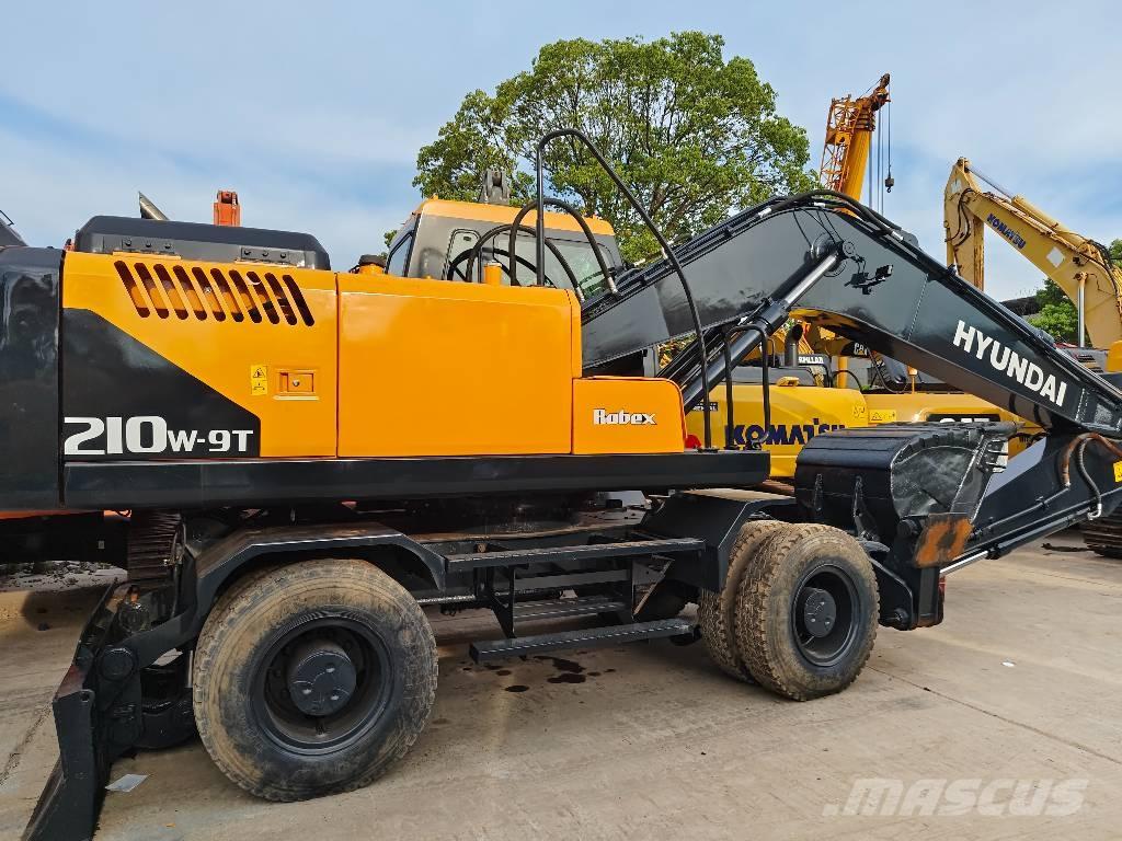 Hyundai r210w-9 Koparki kołowe