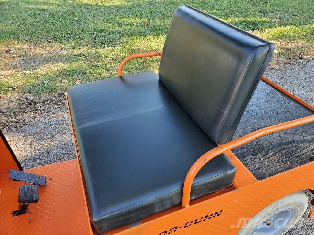 Taylor-Dunn SS536 Wózki widłowe samochodowe ciągnące