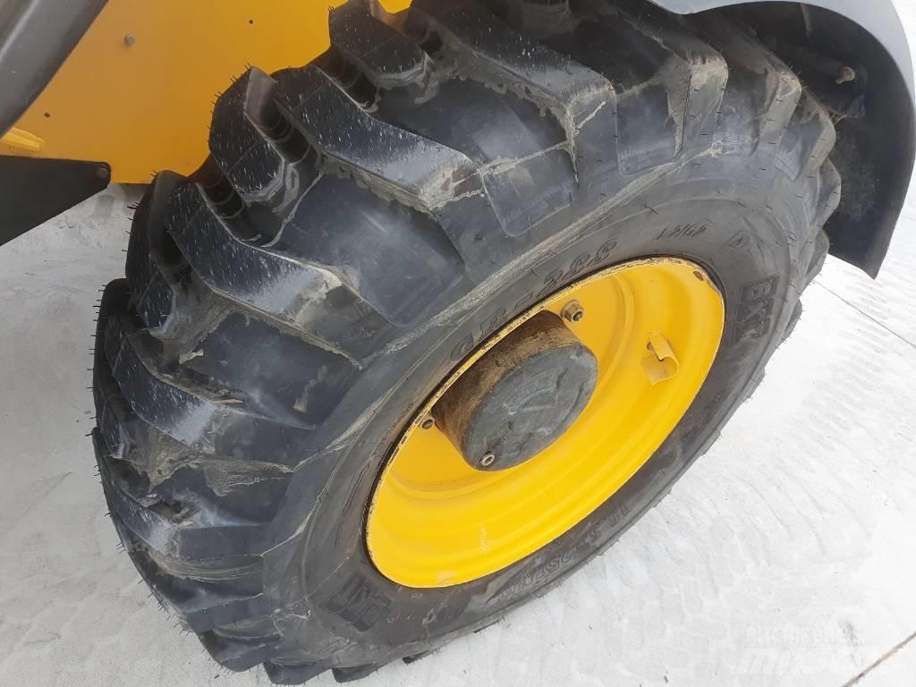 JCB 540-140     M329 Teleskopowe ładowarki kołowe