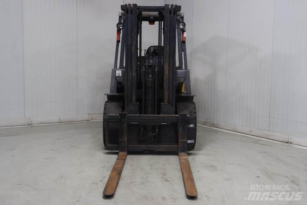 TCM FD40T2 Wózki Diesla