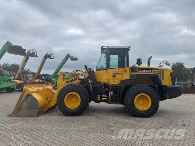 Komatsu WA 320 Ładowarki kołowe
