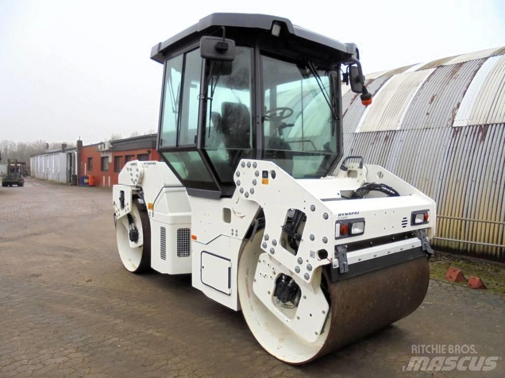 Dynapac CC 2200 Walce dwubębnowe